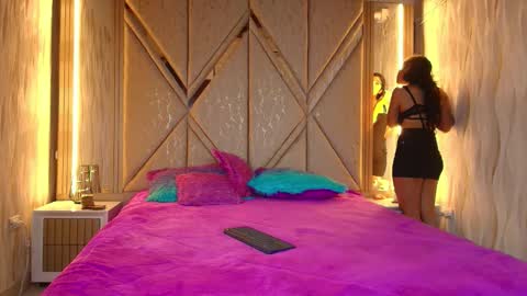 Ricardo  Isabella online show from November 18, 7:40 pm