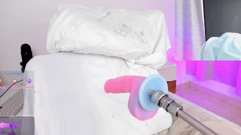 Maria  online show from October 4, 5:33 pm