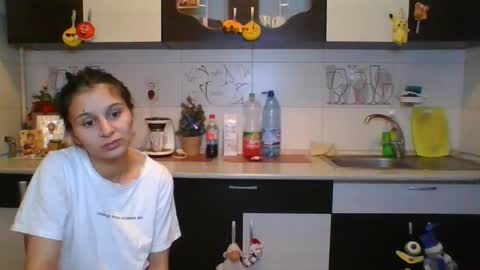 couple_p3rf3ct online show from December 29, 8:37 pm