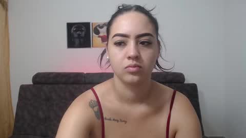  ALEJANDRO Y EMILY  online show from February 28, 11:14 am