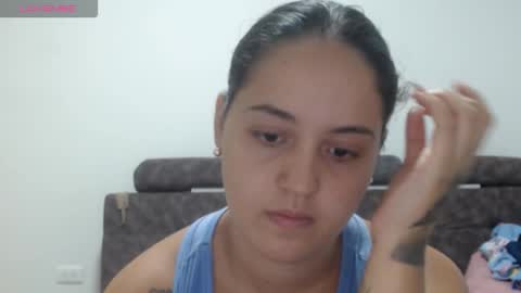  ALEJANDRO Y EMILY  online show from February 12, 11:33 pm