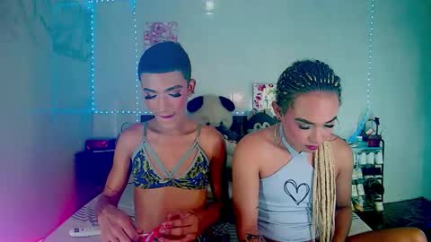 ALEXA  KIM online show from October 23, 8:51 pm