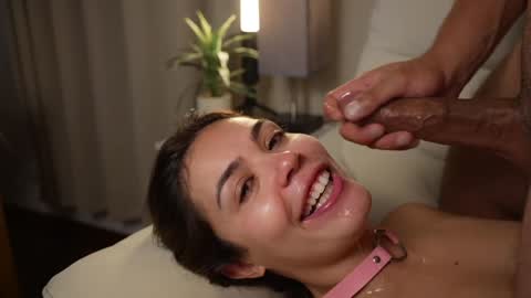 Momo and Nico -  - 20 OFF online show from October 2, 5:03 am