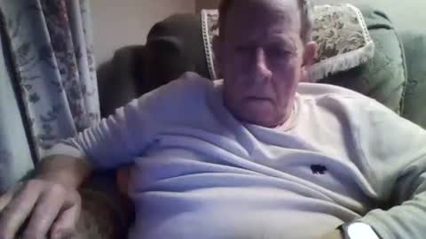 courieral1 online show from February 3, 10:54 pm