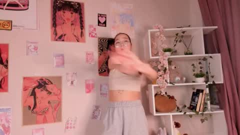 Snapshot of coventinahazleton chatting on September 13, 9:25 pm Yuna online show from September 13, 9:25 pm