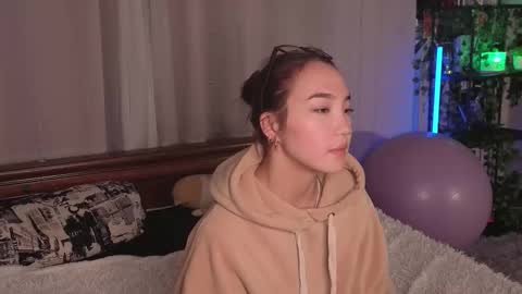 Yuna online show from December 13, 8:36 pm