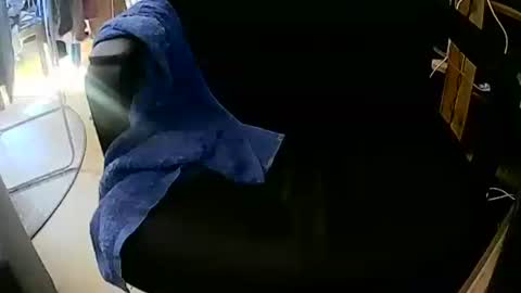 coyote017 online show from October 4, 12:03 pm