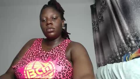 Erykah online show from February 5, 5:06 pm