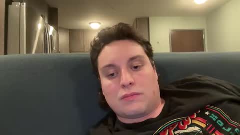 Cole Rickers online show from December 17, 7:47 am