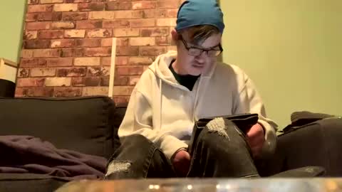 Cre8 craigy1605 TikTok craig..gray online show from March 2, 5:58 pm