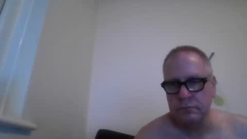 Snapshot of cranford99257884 chatting on February 20, 7:25 pm cranford99257884 online show from February 20, 7:25 pm