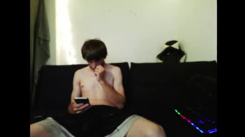 Snapshot of crankin_mahawg chatting on May 20, 3:13 am crankin_mahawg online show from May 20, 3:13 am