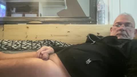 crapaud75018 online show from October 21, 9:54 am