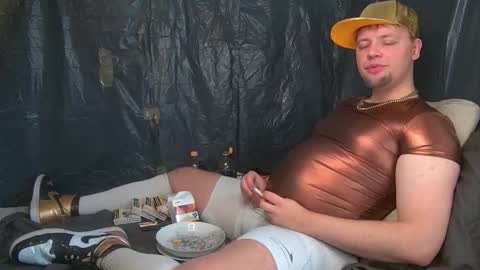 Snapshot of cravingboy chatting on October 25, 11:51 am robin online show from October 25, 11:51 am