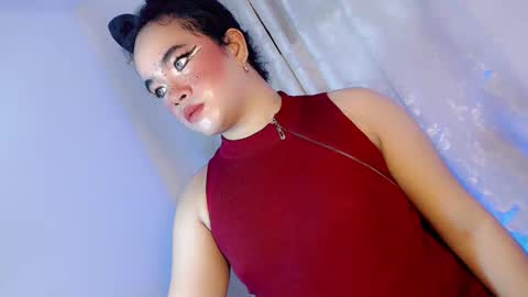 Snapshot of crazy_vixen chatting on December 2, 1:13 pm Hot Ayisha online show from December 2, 1:13 pm