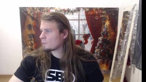 crazyangel8 online show from December 28, 3:04 pm