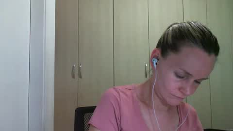 Anny online show from February 11, 8:52 pm