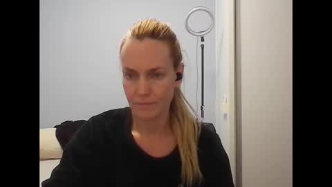 Anny online show from May 16, 12:07 am
