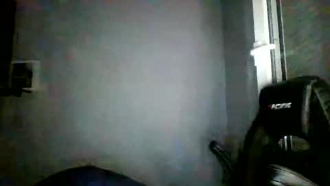 Snapshot of crazyboy44412345 chatting on May 31, 10:22 pm crazyboy44412345 online show from May 31, 10:22 pm