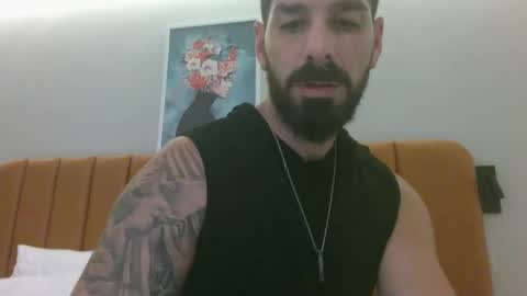 funcouple online show from October 29, 12:40 pm