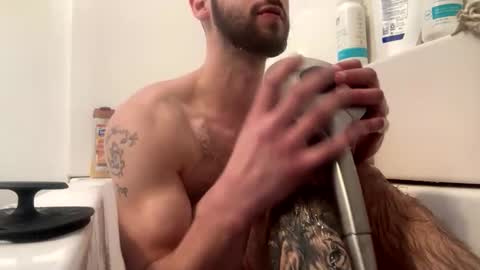 crazydill28 online show from December 4, 8:39 pm