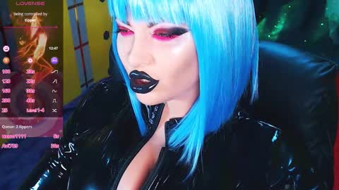 Roxy online show from November 7, 2:28 pm