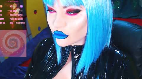 Roxy online show from December 19, 2:57 pm