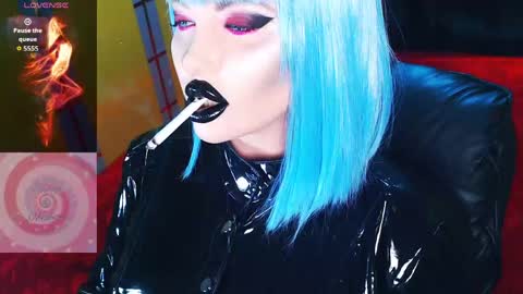 Roxy online show from May 1, 3:27 pm