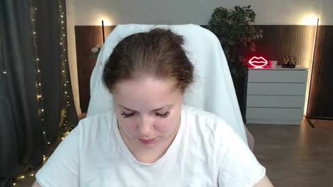 Snapshot of crazyy_girl_ chatting on June 26, 3:00 am Crazyy Girl online show from June 26, 3:00 am