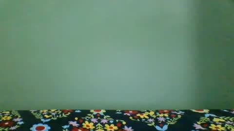 Snapshot of crazzy_booy chatting on July 24, 3:32 pm crazzy_booy online show from July 24, 3:32 pm