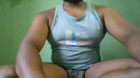 Snapshot of crazzy_booy chatting on July 25, 3:37 am crazzy_booy online show from July 25, 3:37 am