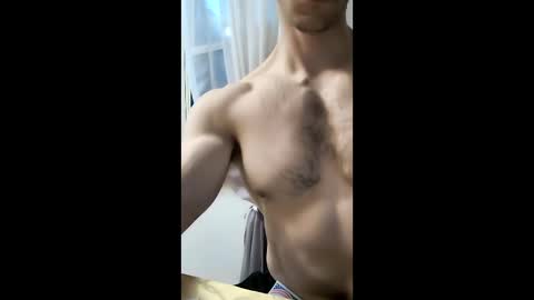 Snapshot of creamguzzle chatting on March 28, 11:26 pm creamguzzle online show from March 28, 11:26 pm