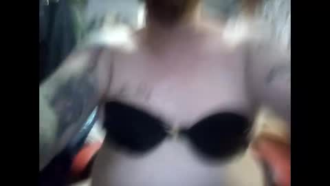 Snapshot of creampie315 chatting on February 4, 12:40 am creampie315 online show from February 4, 12:40 am