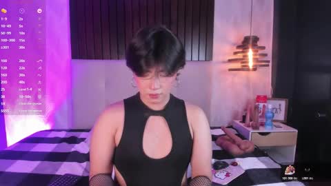Snapshot of creamy_angelo chatting on November 17, 8:36 pm creamy_angelo online show from November 17, 8:36 pm