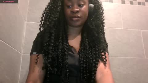 Snapshot of creamycherrypop chatting on March 7, 8:33 pm FREE  online show from March 7, 8:33 pm
