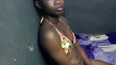 creamyxsugar online show from March 23, 1:31 am