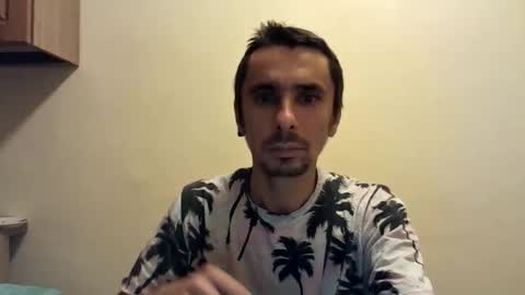 Snapshot of creativexx2 chatting on October 28, 7:05 pm creativexx2 online show from October 28, 7:05 pm