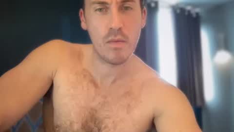 creed271058 online show from March 1, 12:29 pm