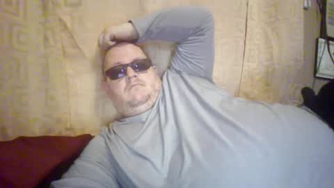 The hopeless romantic online show from January 8, 9:06 pm