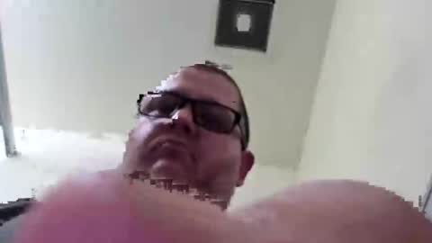 The hopeless romantic online show from March 10, 11:32 pm