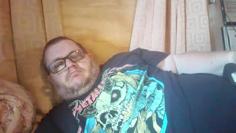 Snapshot of creeeping_death chatting on May 29, 11:03 pm The hopeless romantic online show from May 29, 11:03 pm