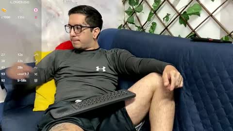 crees_master online show from March 1, 2:08 pm