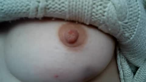 Snapshot of cremina chatting on March 25, 12:11 pm cremina online show from March 25, 12:11 pm