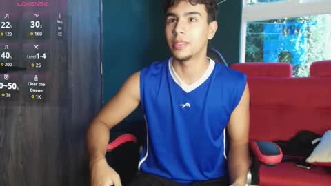 Snapshot of crh58_ chatting on October 31, 7:48 pm crh58_ online show from October 31, 7:48 pm