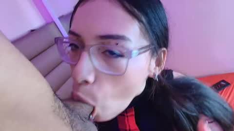 crimsonsecretts online show from November 8, 12:38 pm