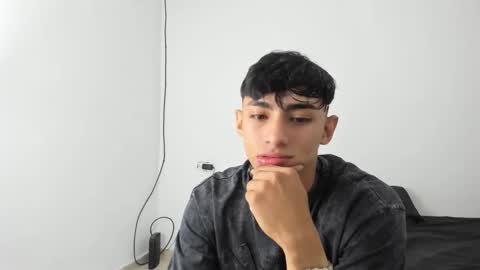 Cristian online show from February 25, 9:24 pm