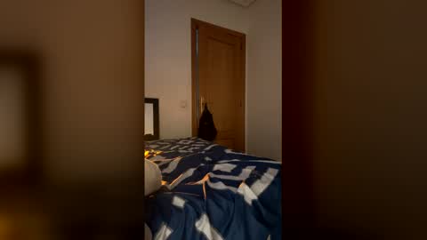 Snapshot of cris22cmxxxl chatting on February 28, 1:06 am MACHO 22CM GRANDE Y GRUESA online show from February 28, 1:06 am