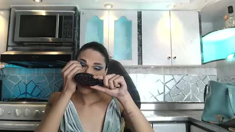 Cristina Onazis online show from May 28, 5:43 pm