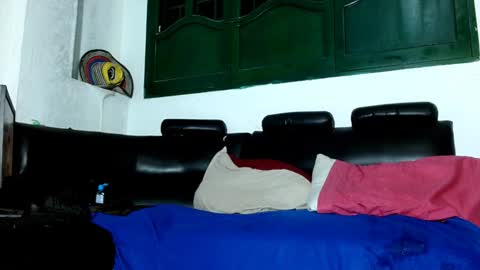 yereimis y jaider  online show from January 31, 5:51 am