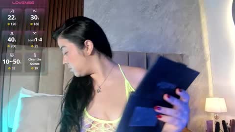 Snapshot of criss__spiicy chatting on January 12, 7:41 pm criss spiicy online show from January 12, 7:41 pm